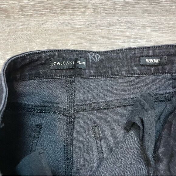 LCW Jeans CLASSIC Skinny Fit Straight Black Jeans with Rhinestone details - Picture 4 of 6